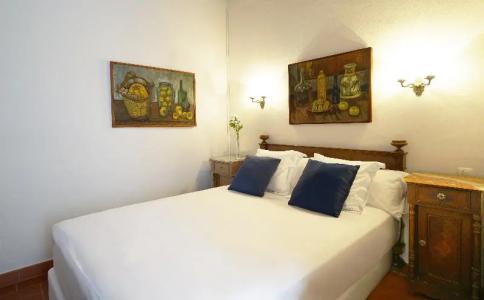 Medium Romantic - 66