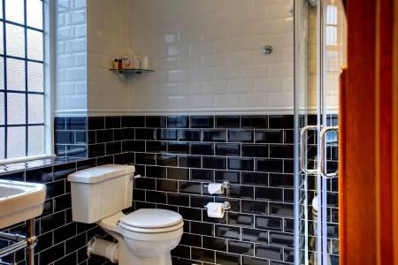 Best Western Plough & Harrow - 79