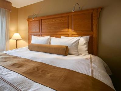 Best Western Plus GranTree Inn - 51