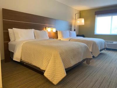 Holiday Inn Express & Suites Mountain View Silicon Valley by IHG - 34