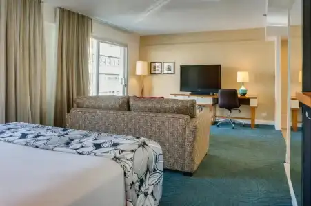 Oasis Waikiki - 78