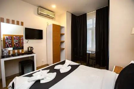 La Pazza Suites - 4