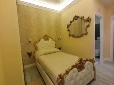 Impero Vaticano Suites Guest House - 60