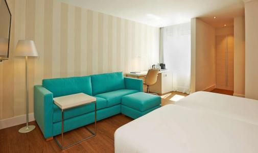 NH Sants Barcelona - 38