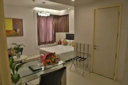 Sarovar Portico Naraina Delhi - 71