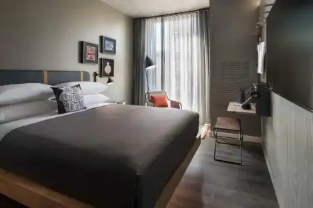 Moxy San Diego Downtown/Gaslamp Quarter - 29