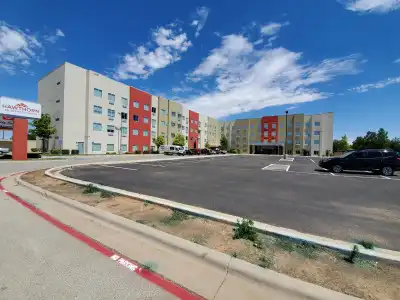 Hawthorn Suites by Wyndham Lubbock - 30