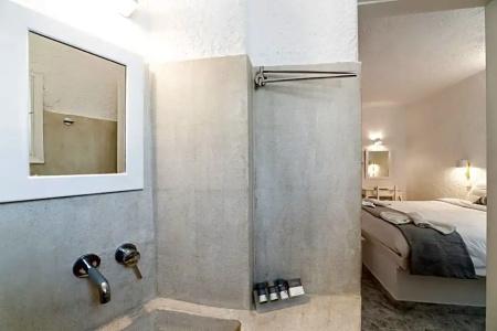 Artemis Suites - 32