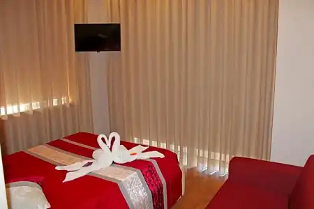 Monte Carlo Love Porto Guesthouse - 57