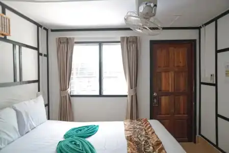 Phi Phi Nice Beach Resort - 53