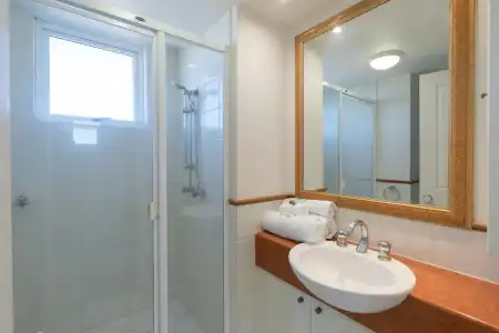 Burleigh Mediterranean Resort Enquiries - 10