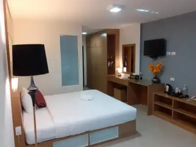 The Greenery Central Suites - 50