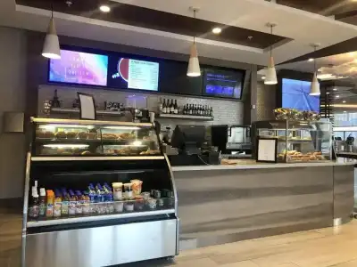 Courtyard by Marriott Santa Monica - 12