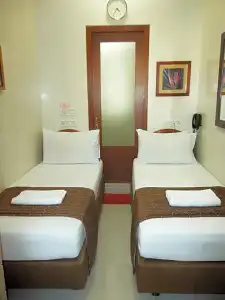 Elphinstone Annexe - 24
