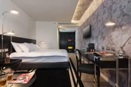 NYX Tel Aviv - 4