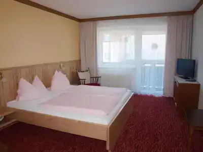 Eschenhof Bed & Breakfast & More - 3