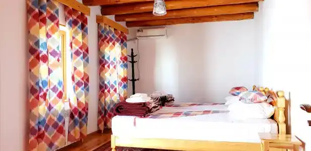 Sarrafon Guest House - 17