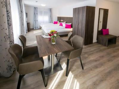 Löwen Garni - B&B - 43