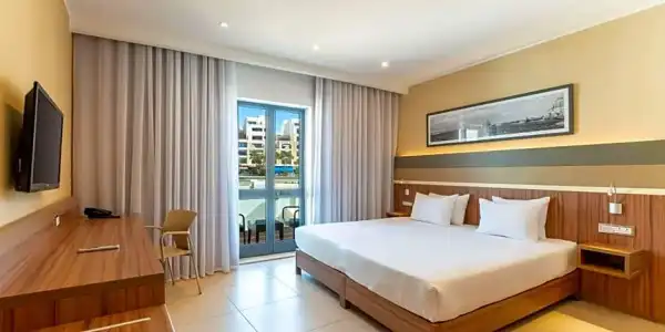DoubleTree by Hilton Malta - 32