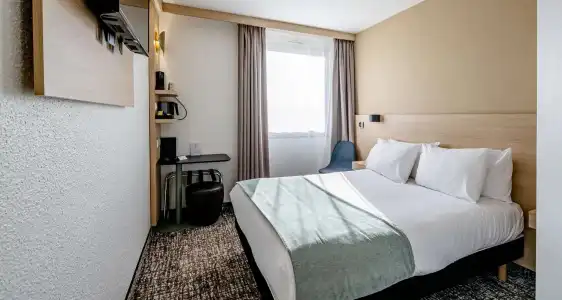 Sure by Best Western Bordeaux Lac - 82