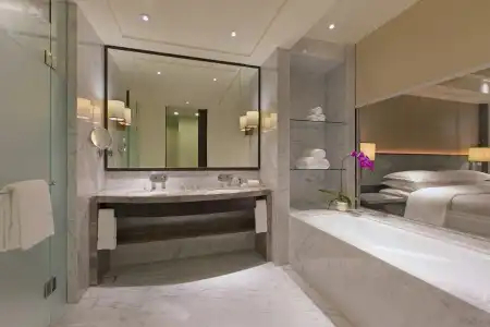 Sheraton Grand Jakarta Gandaria City - 8