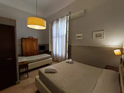 La Collegiata Guest House - 1