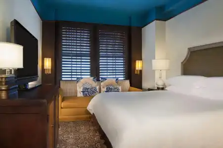 Crowne Plaza Key West-La Concha - 32