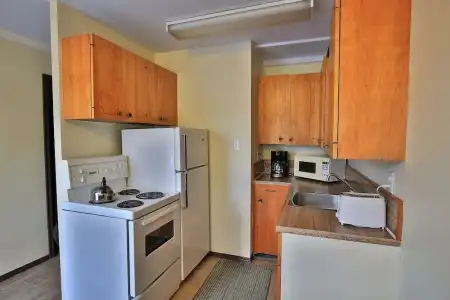 Bowmont Motel - 32
