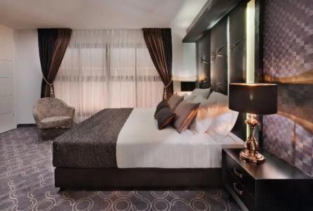21st Floor - 46