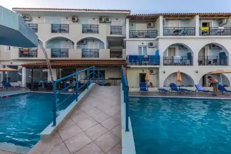 Vossos Apartments - 8