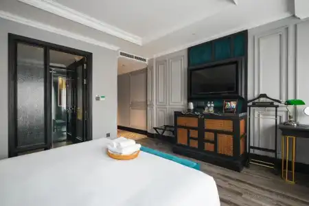 Solaria - 110