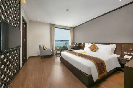 Cosmos Danang - 35