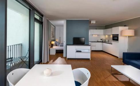 Waveboard & Boardinghouse - 40