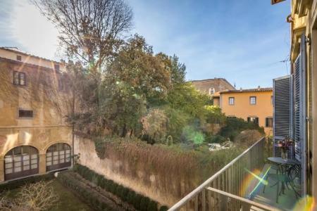 La Scaletta Al Ponte Vecchio - 311