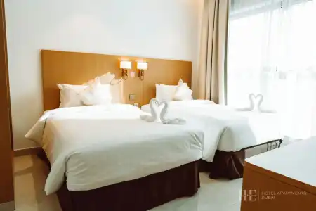 HE Apartments - 4