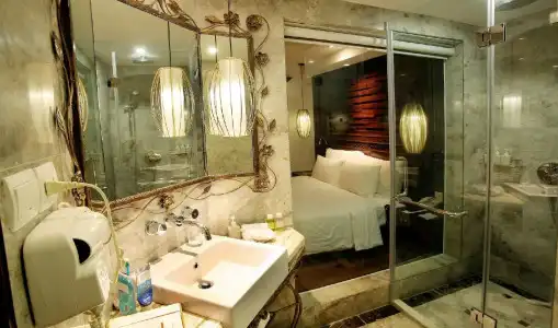 The Palmy and Spa - 4