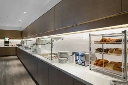 Residence Inn by Marriott Marina del Rey - 11