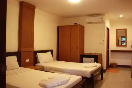 OYO 1046 Noppharat resort - 3
