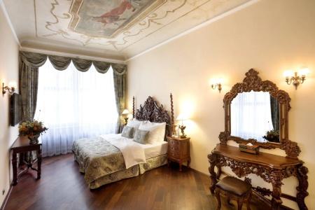 Iron Gate & Suites Prague by BHG - 41