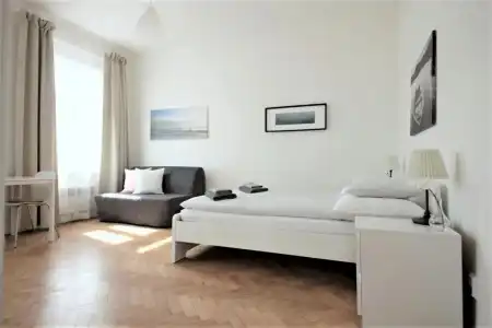 Angel City Apartments - 94