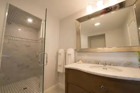 Serenity Inn Newport - 137