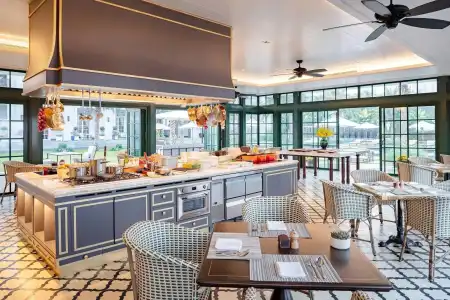 Mia SaiGon Luxury Boutique - 26