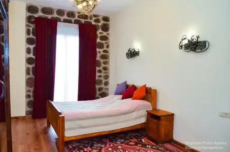 Khoreayi Dzor - 47