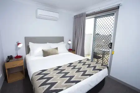 Altitude Motel Apartments - 82