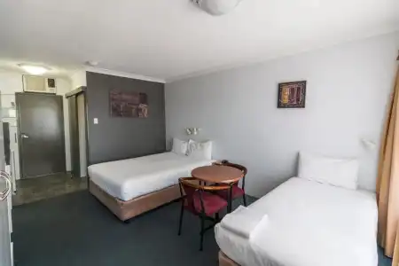 Port Aloha Motel - 35