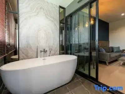 L Nimman Boutique - 64