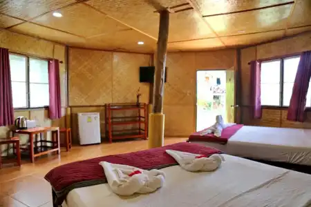 TP Hut Bungalows - 51