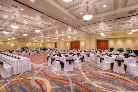 DoubleTree by Hilton Phoenix North - 19