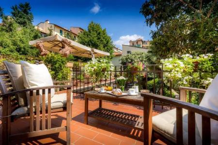 Ungherese Small Luxury - 78