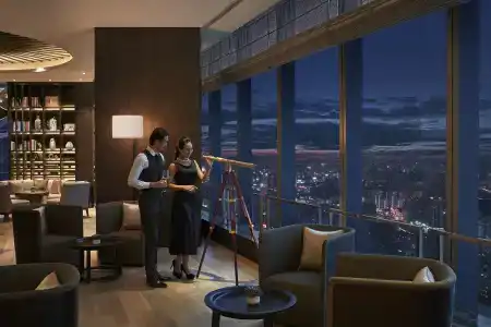 Hilton - 25